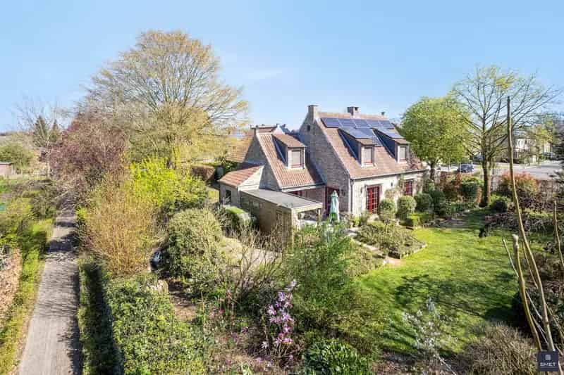 Huis te huur: Ruime villa met tuin in Beveren