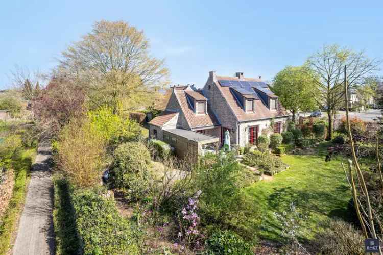 Huis te huur: Ruime villa met tuin in Beveren
