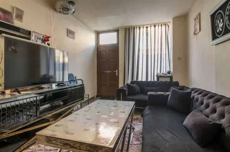 Huis Te Koop Gent: 2 Slaapkamers, Koer, Toplocatie