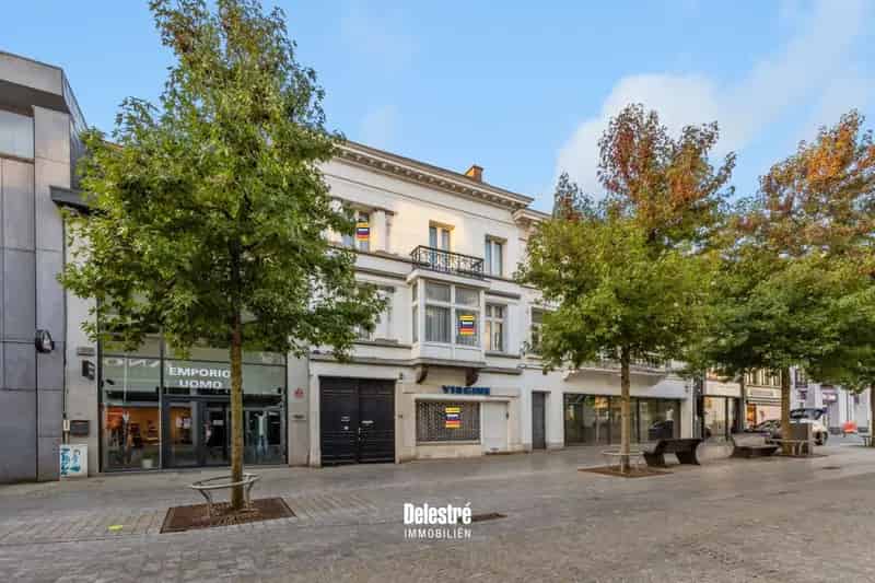UNIEK INVESTERINGSPROJECT NIEUWSTRAAT MET HERONTWIKKELINGSPOTENTIEEL