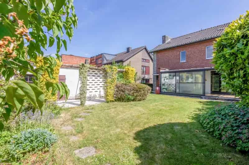 Huis te koop: Charmant pareltje met 3 slaapkamers en tuin