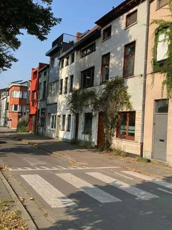 Huis Te Koop Nabij Coupure - Instapklaar