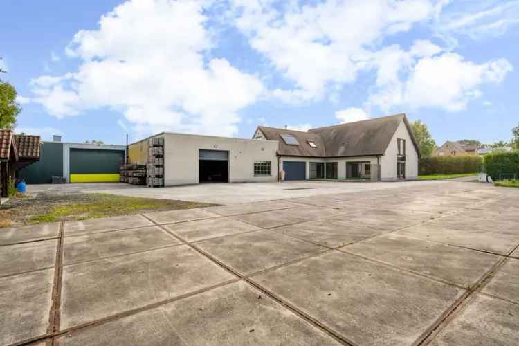 Project op 3439  m² met loods + grond