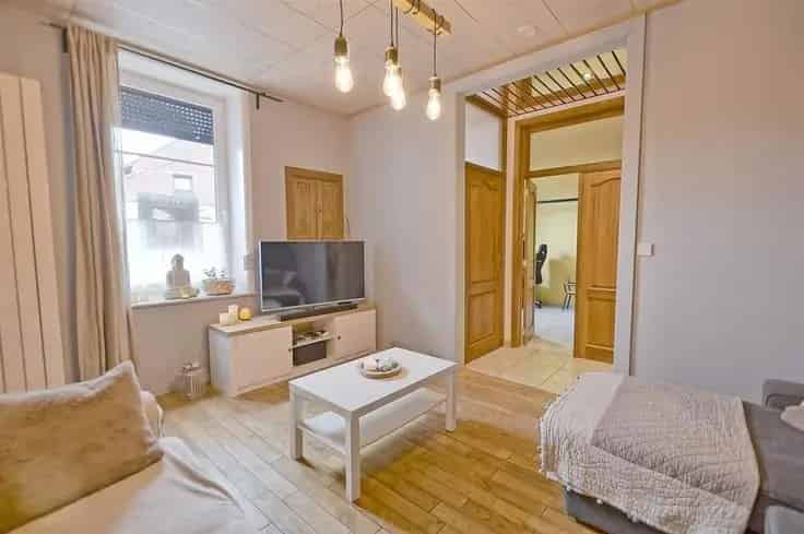 3 Slaapkamer Huis Te Koop Aiseau met Tuin en 2 Garages