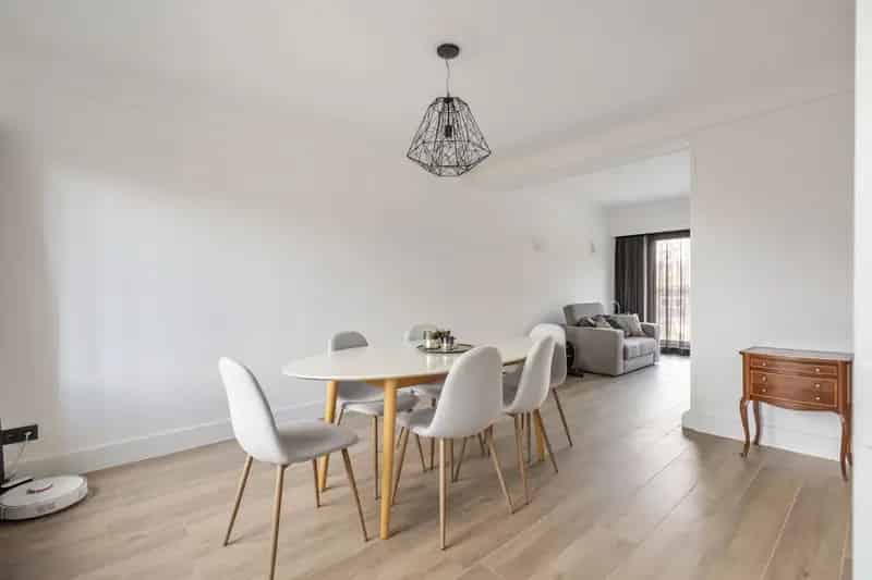 Bel-etage te koop Kortrijk 3 slaapkamers garage tuin