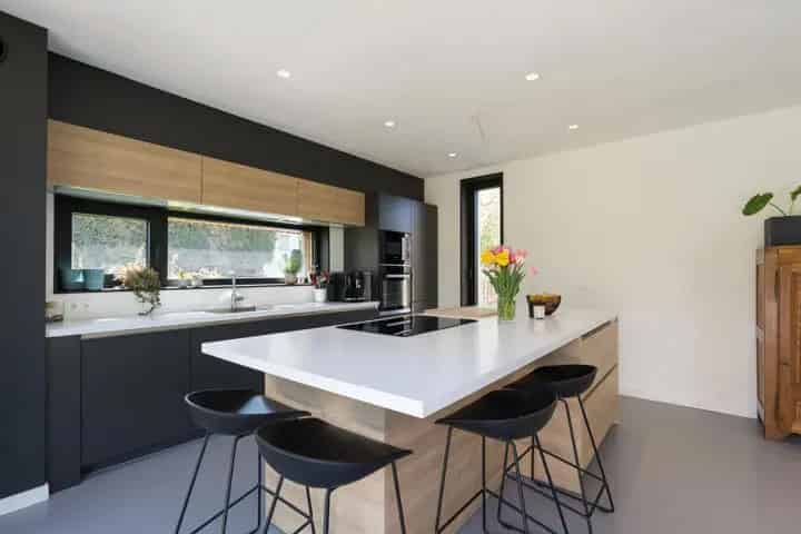 BAISY-THY Genappe: Luxe Villa 4 slpk 2 bdk Zwembad EPC A+