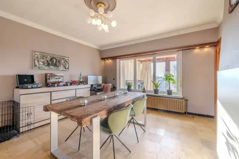 3 Slaapkamers Vrijstaande woning te renoveren 865m² tuin