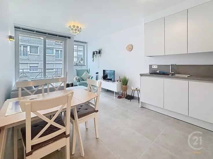 Studio te Koop Westende Bad Moderne Slaaphoek Terras Kelder