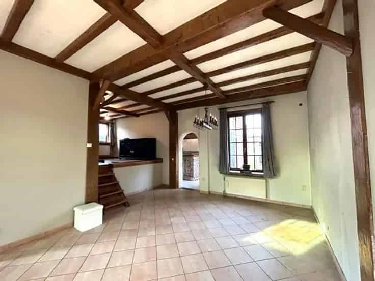 Te renoveren hoekwoning Nijlen 1064m²