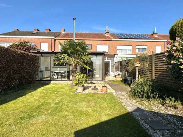 Grote woning te Kuurne met 4 slaapkamers en tuin