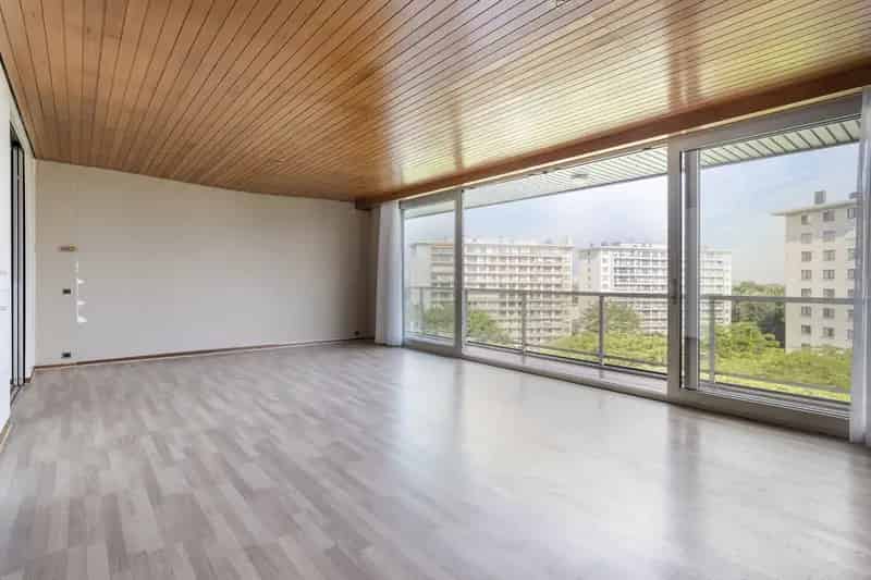 Appartement te huur 3 slaapkamers 2 terrassen Berchem