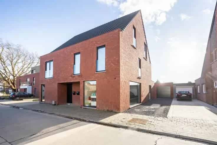 Huis Te Koop Oudenaarde: Ruime 5 Slaapkamers BEN-Woning