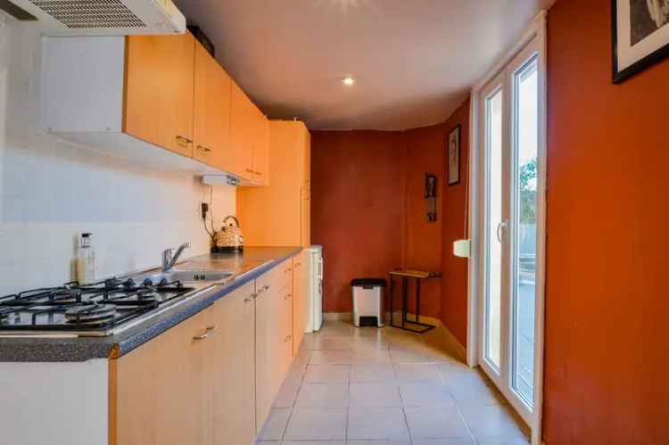 Te Koop Aartrijke: Charmante Starterswoning 105m²