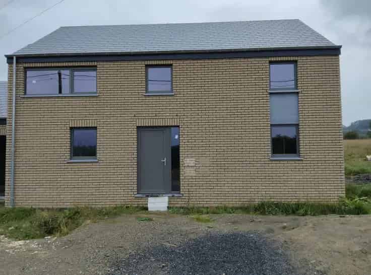 Moderne 4 Slaapkamers Huis Te Koop Nabij Namen