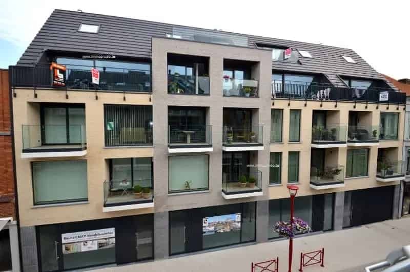 Handelspanden te Renaix Nieuwbouw Project