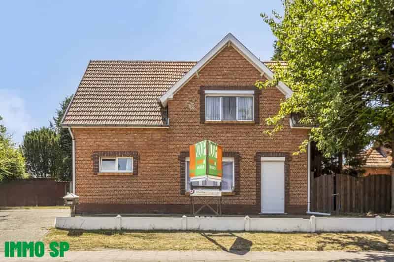 Te renoveren woning 5 slaapkamers grote tuin