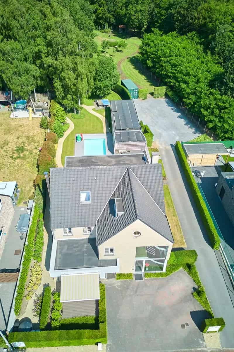 Exclusieve Woning met Handelspand Appartement Zwembad en Lift