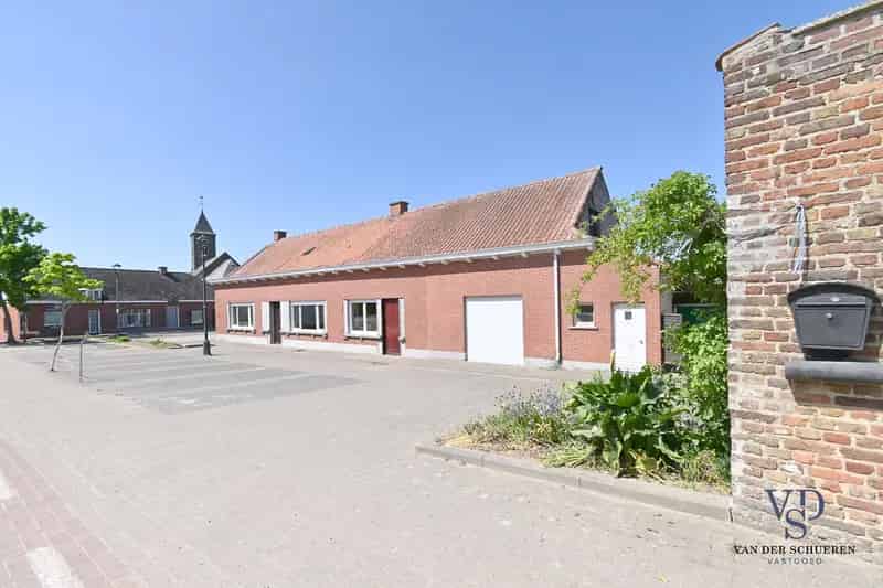 Huis te koop Meilegem: Landelijke woning, voormalig café