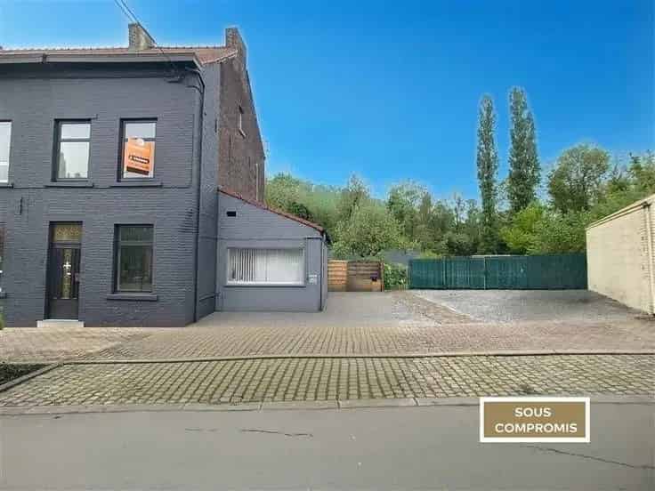 Huis Te Koop 3 Slaapkamers Grote Tuin