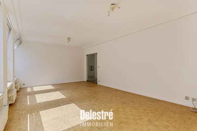 Appartement te Koop Halle Centrum: Investeerdersappartement