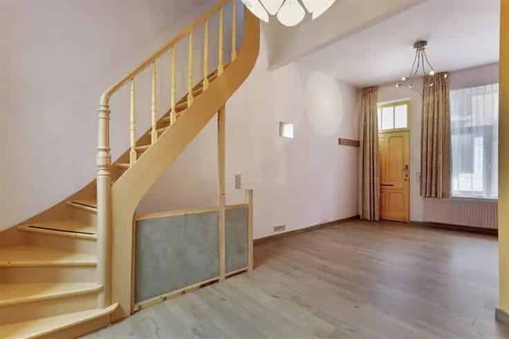 Quadruplex te Koop Oudergem 2 slaapkamers 100m2 gerenoveerd