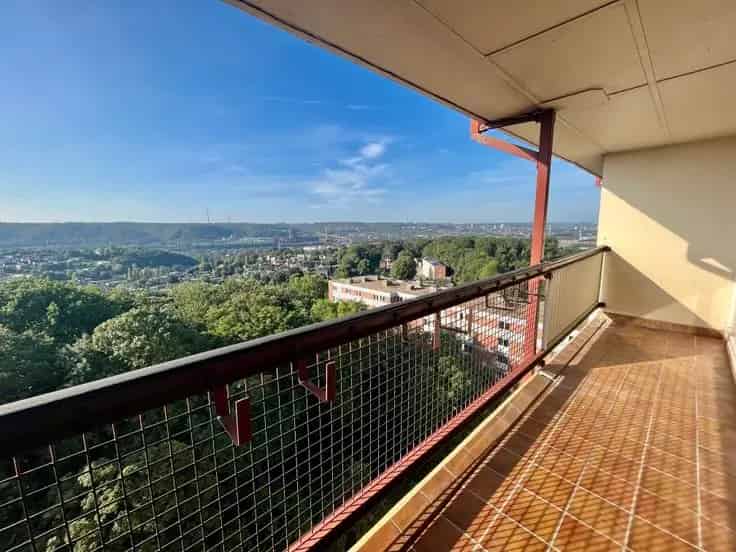 Appartement te renoveren nabij centrum Luik