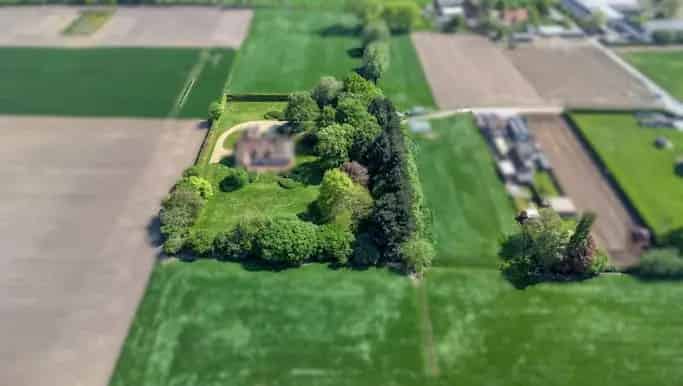 Bouwgrond te Deinze 3536m2 Nabij Centrum en Invalswegen