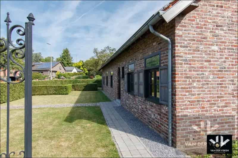 Huis te koop: Perfect onderhouden energiezuinige woning met 4 slaapkamers