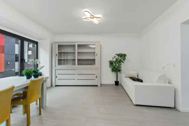 Appartement te huur nabij station gerenoveerd 2 slaapkamers