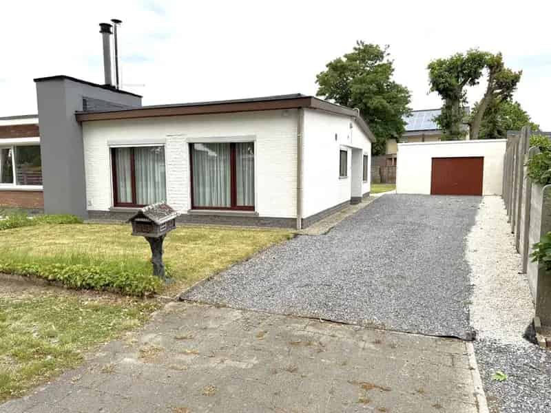 Woning te koop Drongen: 2 slaapkamers, tuin, garage