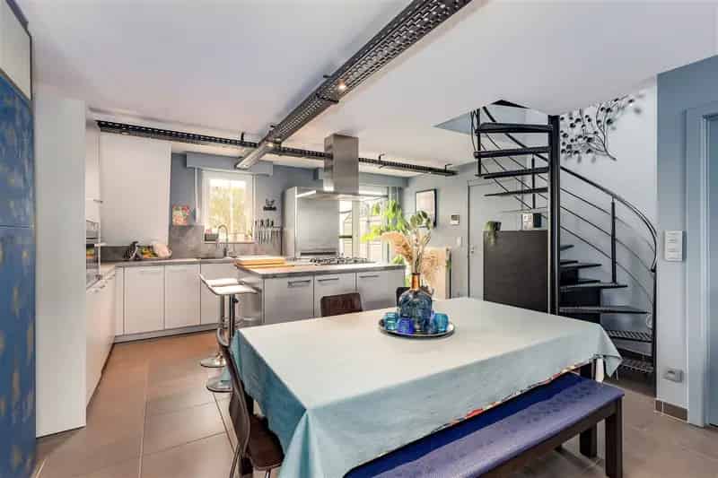 Duplex Appartement 3 slaapkamers Aartselaar Terras 35m2