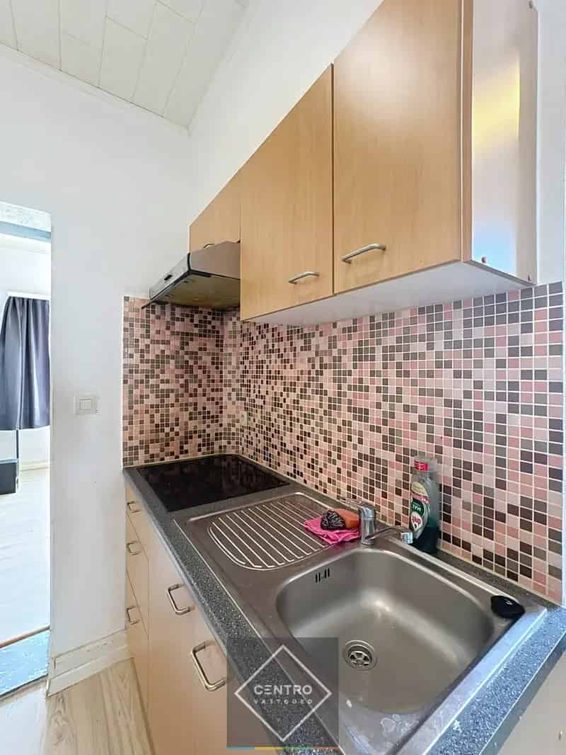 Appartement te huur Menen: Budgetvriendelijk hoekappartement met garage