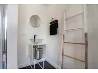 Appartement Medehuur Charleroi - Ruime Kamer 20m²