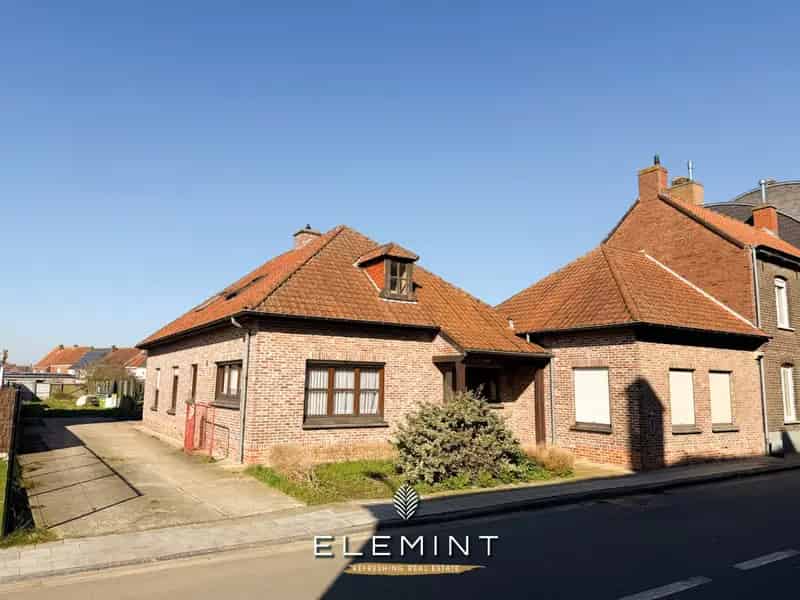 Huis te koop Desselgem: Ruime halfopen bebouwing met garage