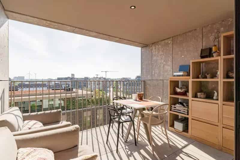 Energiezuinig Appartement te Huur 1 Slaapkamer 84m² Terras Parking