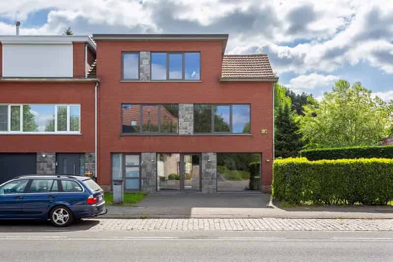 Ruime woning Wommelgem: Wonen en Werken Combinatie