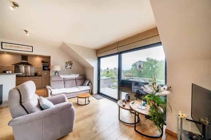 Appartement te Koop Eghezée: Lichtrijk & Rustig Wonen