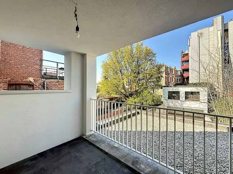 Gerenoveerd Studio Appartement Berchem Met Terras
