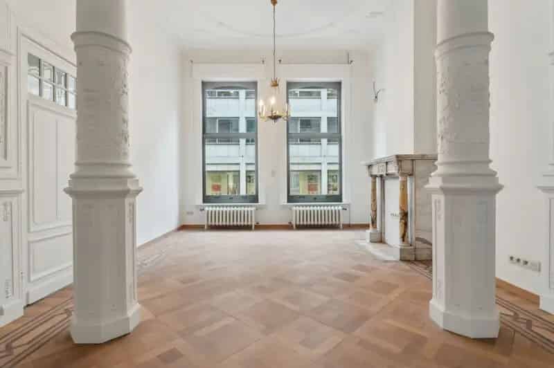 Herenhuis Hasselt Centrum 727m2 Te Renoveren