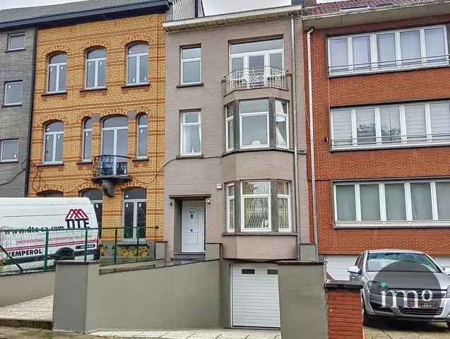 Huis te koop in Wemmel met 3 kamers, tuin en garage