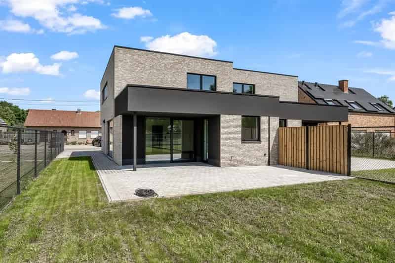 Nieuwbouwwoning Beverlo 500m²