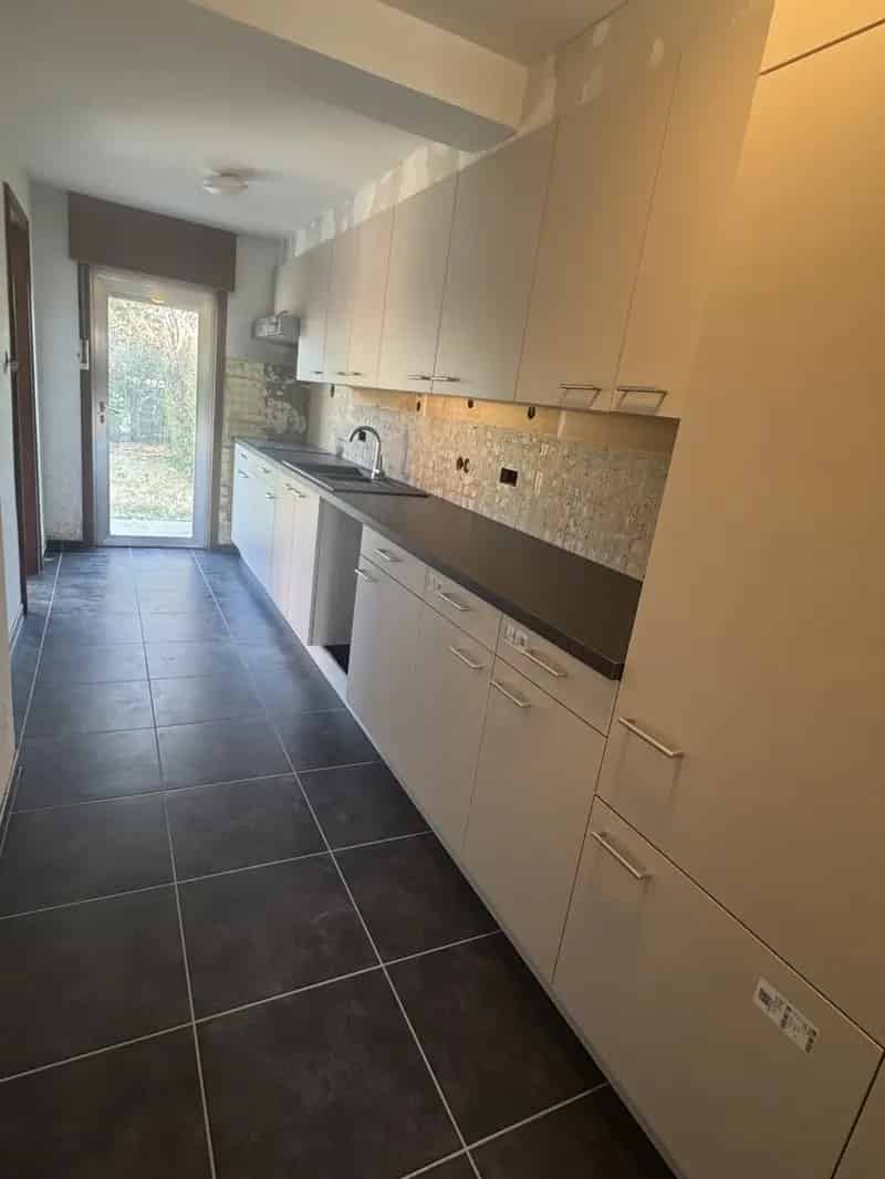 Huis te Huur Heverlee: Ruime Gerenoveerde Woning Nabij Centrum