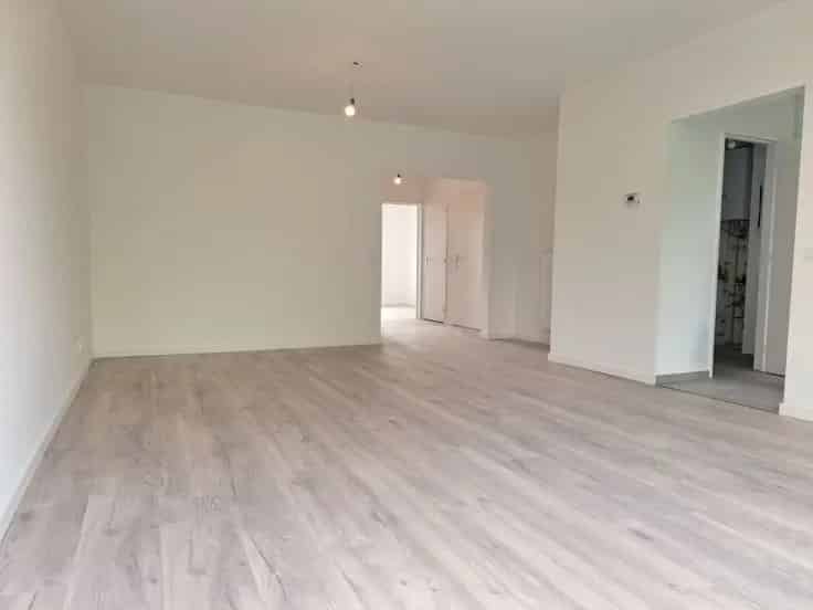 Appartement Te Koop 2 Slaapkamers  Parking Kelder