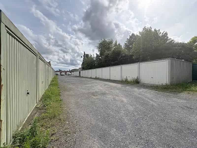 Garageboxen te koop Sint-Eloois-Vijve