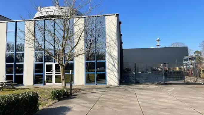 Magazijn met Kantoor te Huur Houthalen-Helchteren