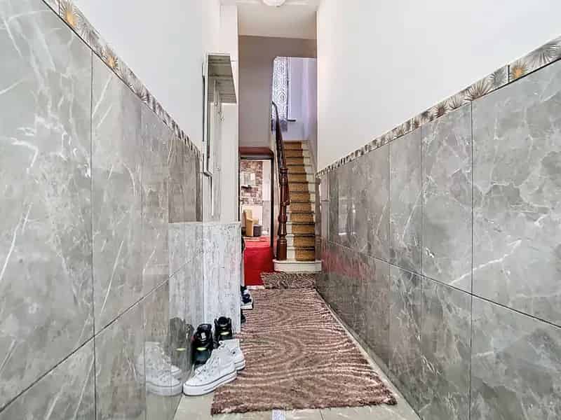 Huis te Koop Antwerpen 4 slaapkamers 183m²