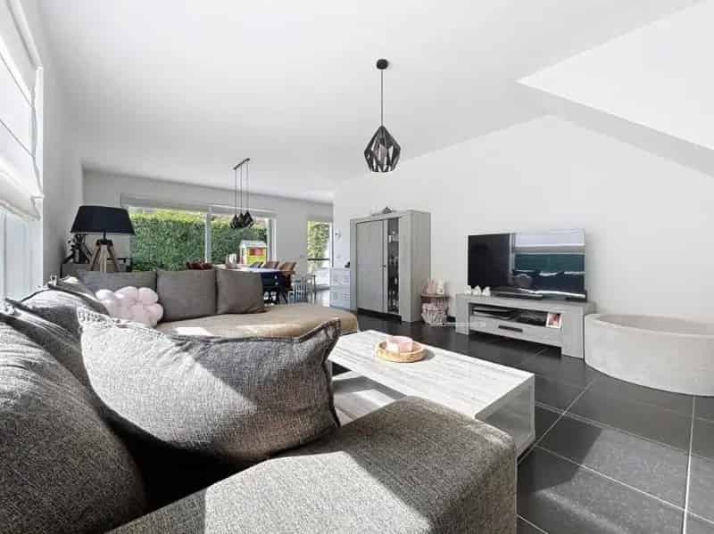 Huis te koop Ingelmunster 4 slaapkamers tuin garage zonnepanelen