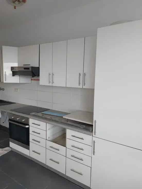 Appartement Te Koop 2 slaapkamers Terras Nabij Winkels Scholen