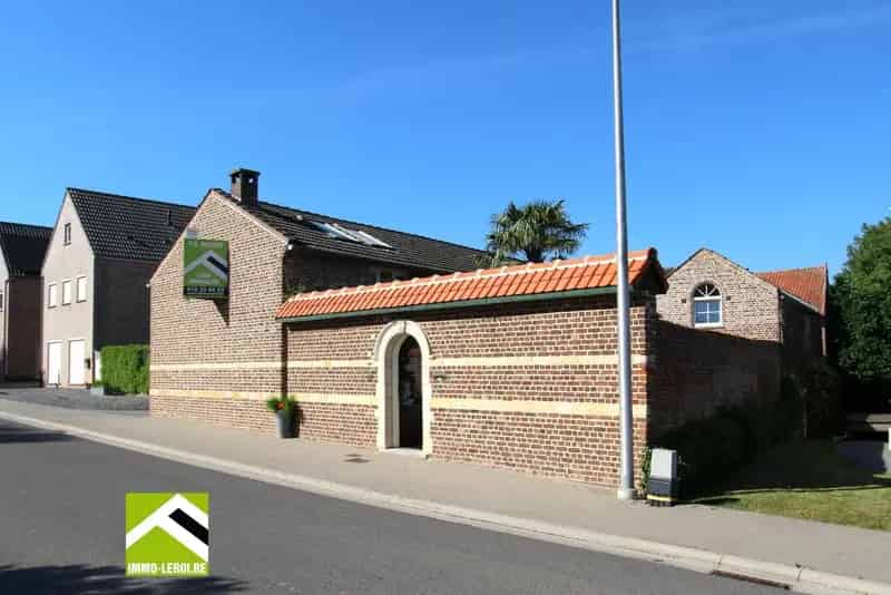 Charmante hoevewoning met schuur te Borgloon Jesseren