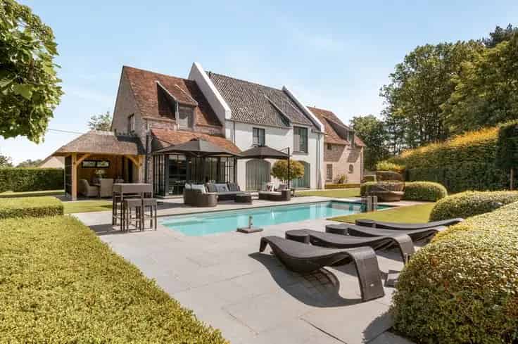 Luxe Villa te Koop in Nijlen - 4 slaapkamers, Zwembad, Poolhouse